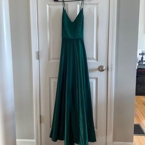 Celebrate Women’s size 8 formal emerald green floor length dress
